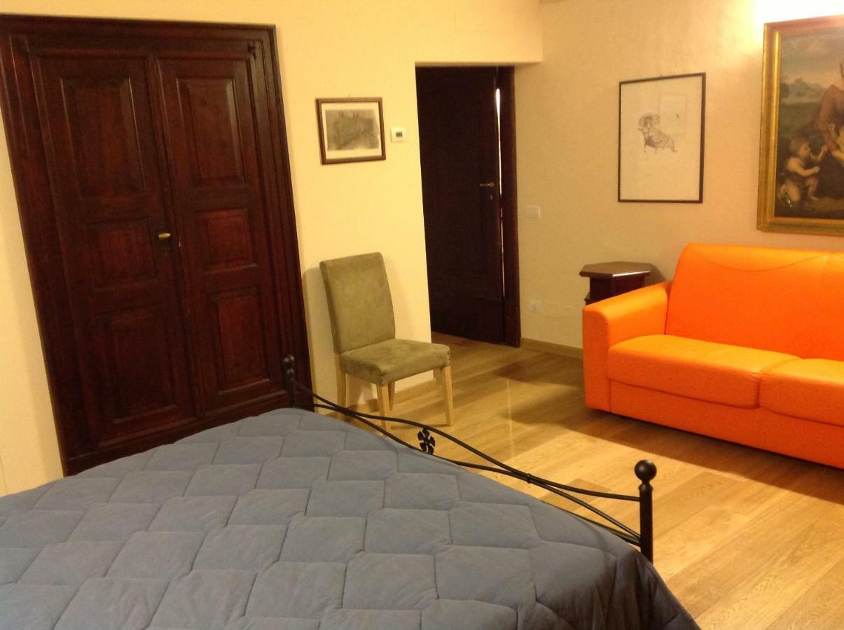 San Francesco Bedrooms Urbino Buitenkant foto